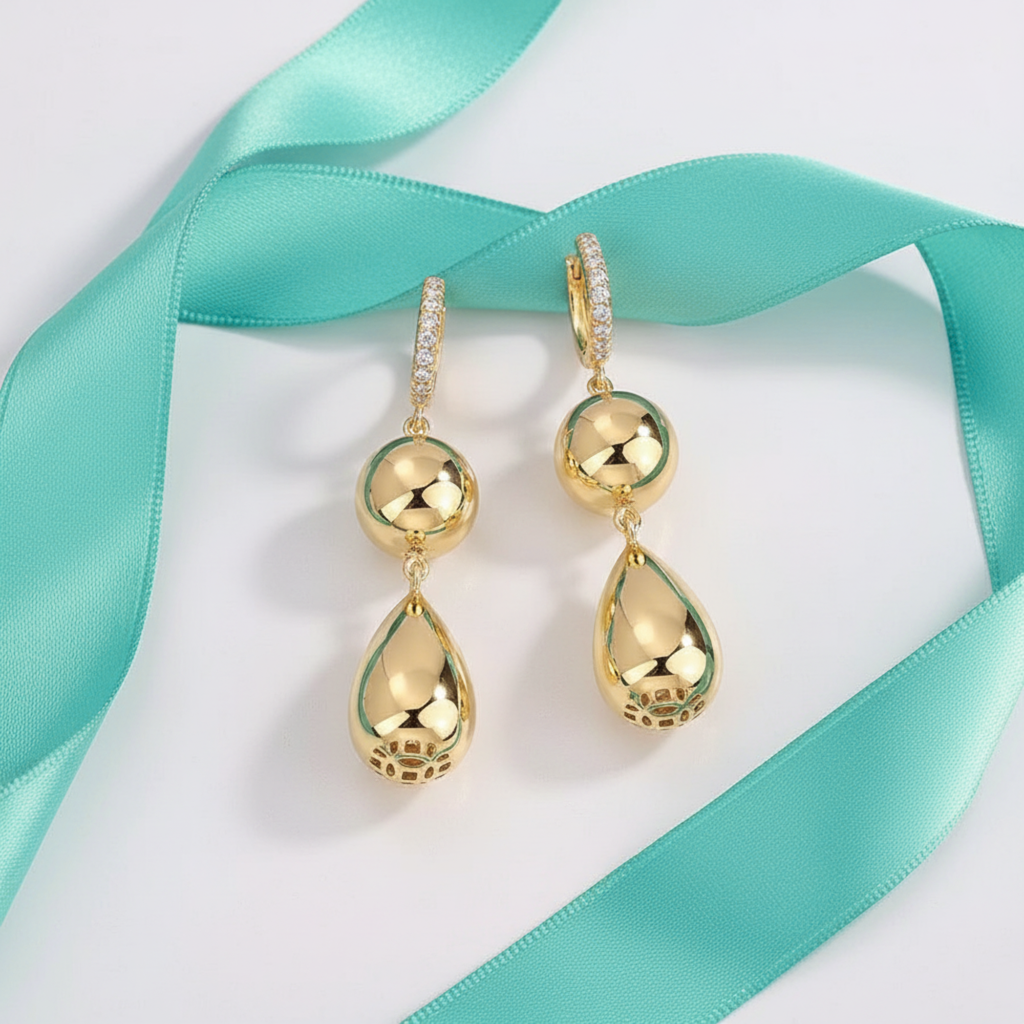 The Pavé Teardrop