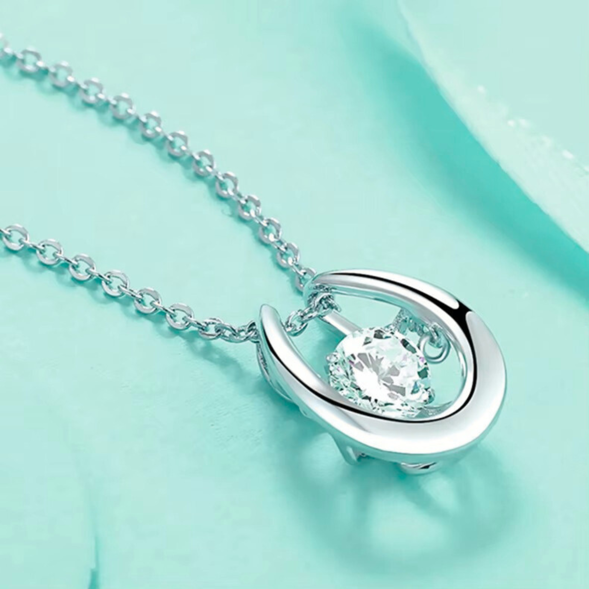 The Round Teardrop
