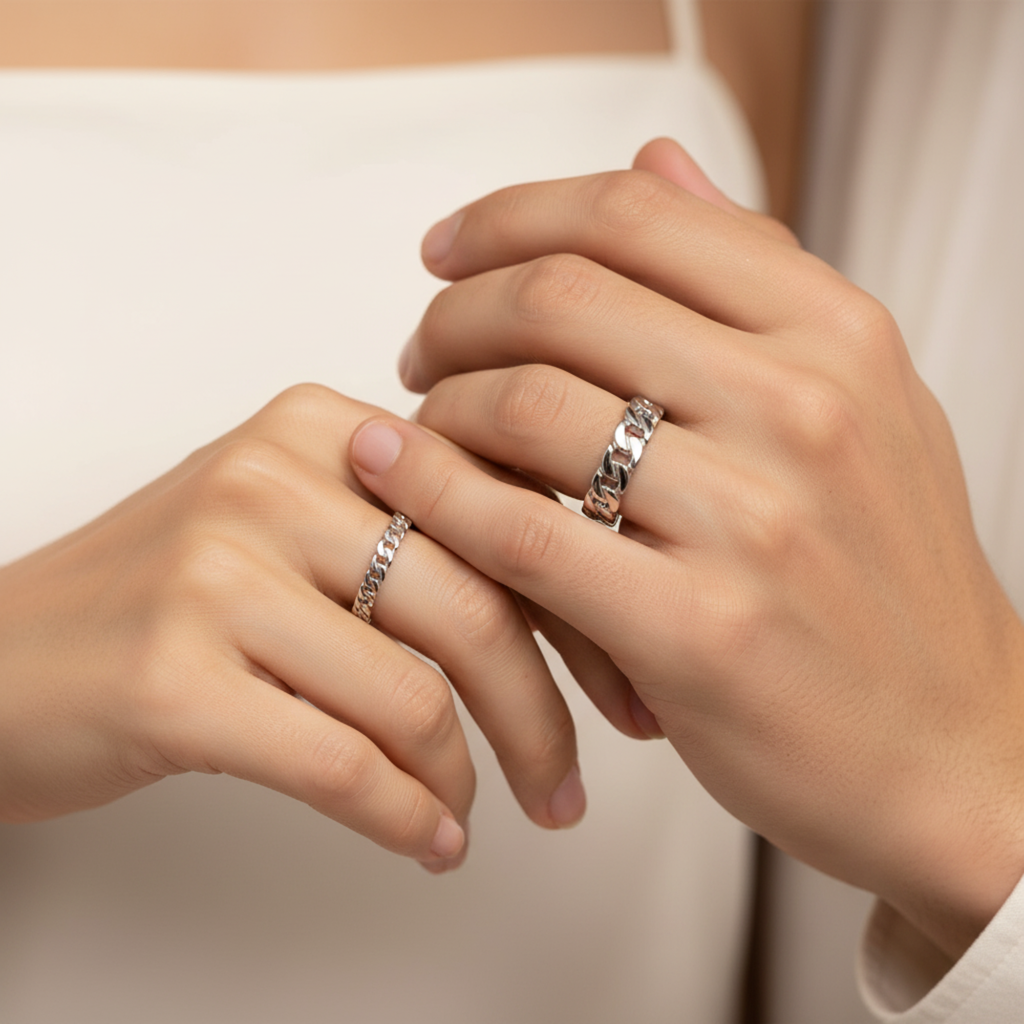 The Chain Couple Ring
